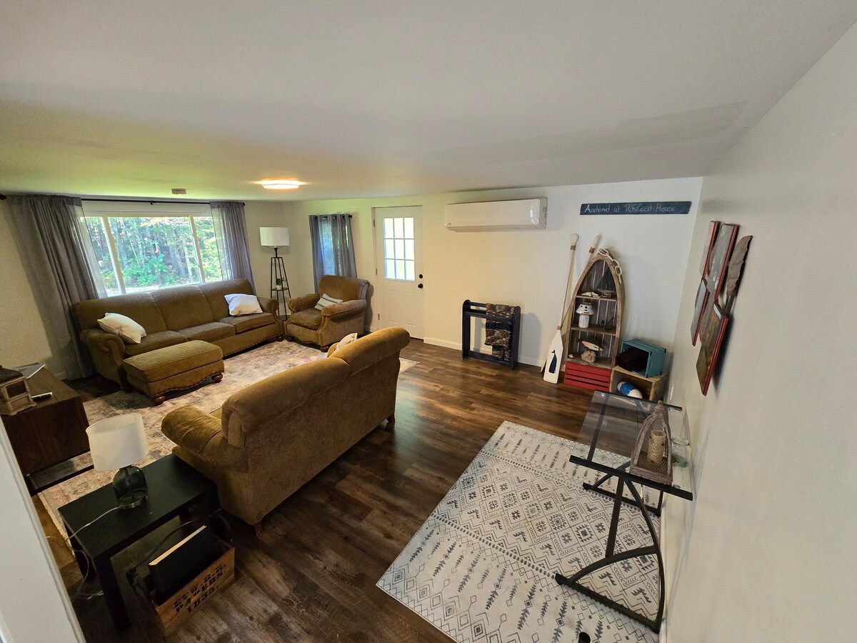 Maine McLeod House photo 5