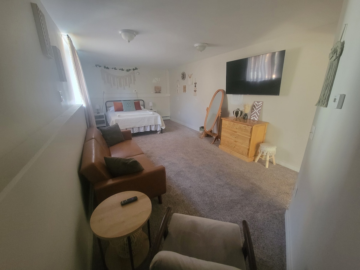 Serene Studio — Outer Ohio Street, Glenburn, ME